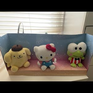 Sanrio cute plushies (hello kitty, keroppi, & pompompurin)